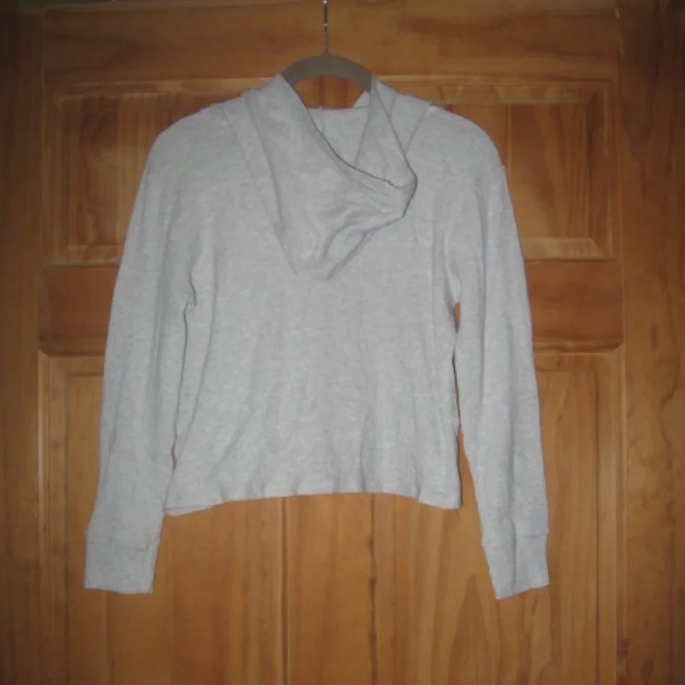 5/$30 Girls Old Navy Long Sleeve Hooded Pullover Shirt
